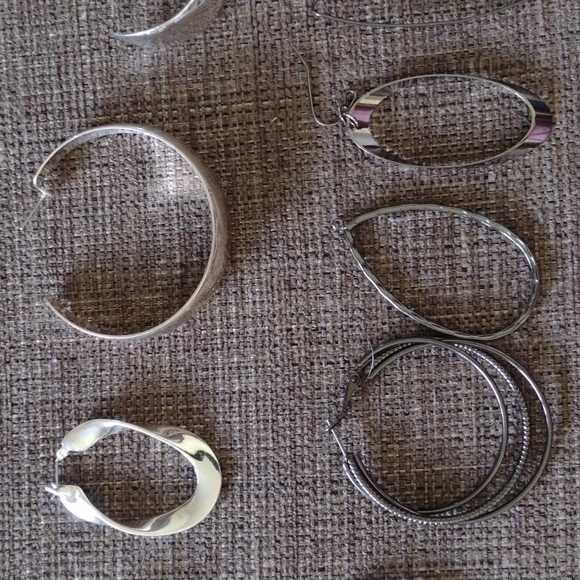 41 single earrings, gold, silver and black - Picture 6 of 16